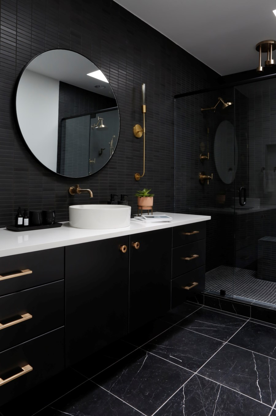 8 All-Black Bathroom Design Ideas That Effortlessly Amp Up the Drama