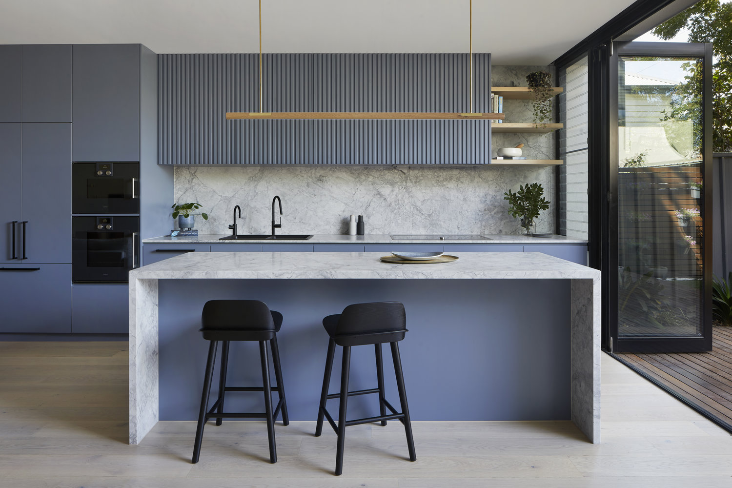 25 Blue Kitchen Design Ideas for a Calm Cooking Space