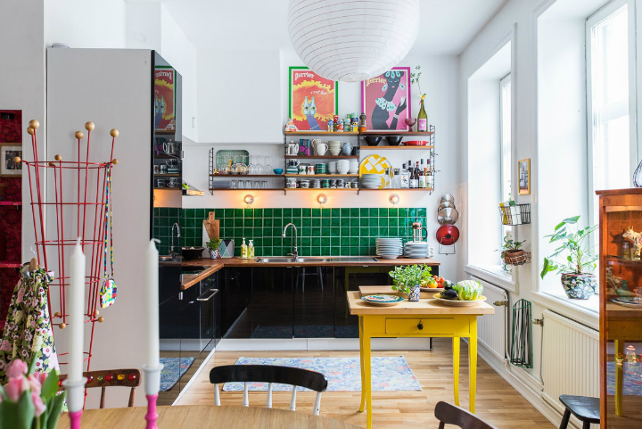 28 Maximalist Kitchen Decor Ideas That Wow - DigsDigs