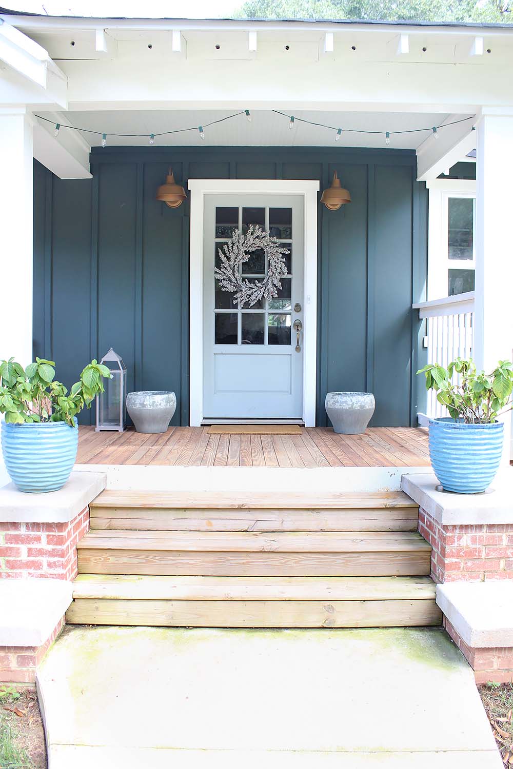 Green exterior house deals paint