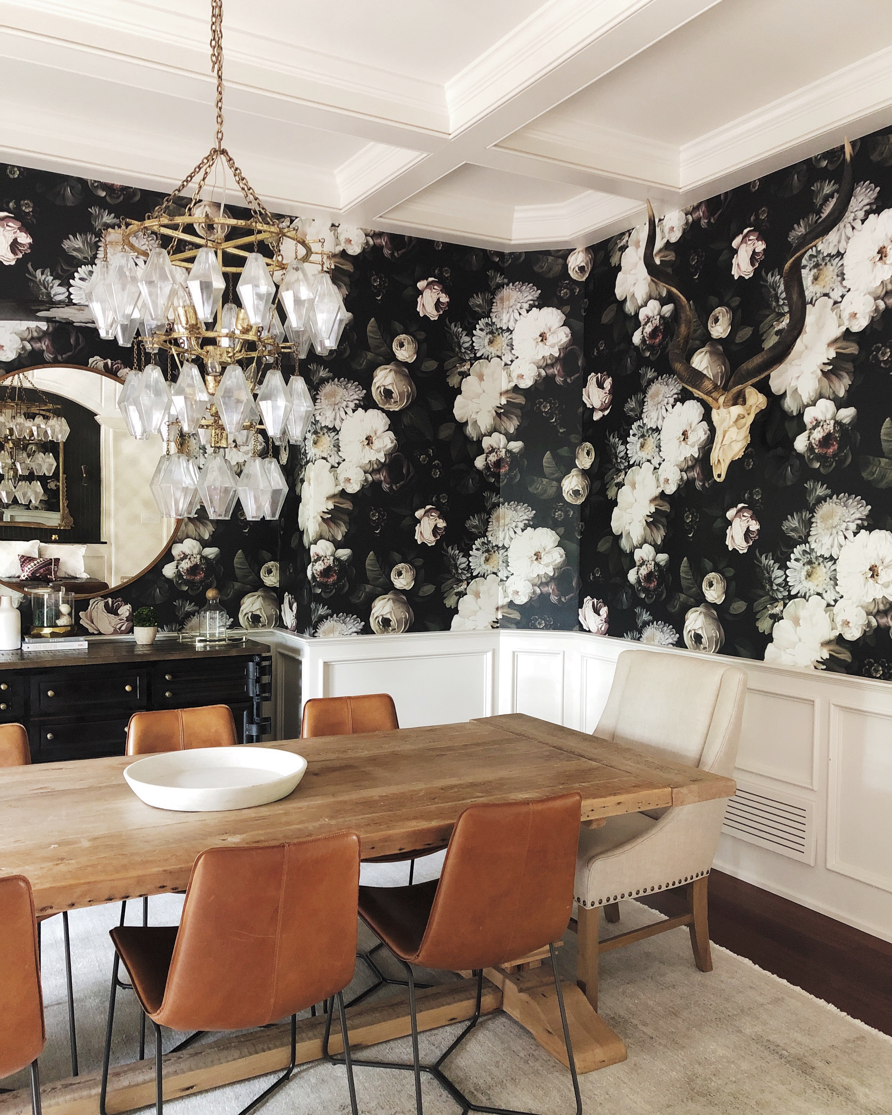 Bold Floral Wallpaper Is Back BIG TIME But With A Very 2020 Makeover   Emily Henderson