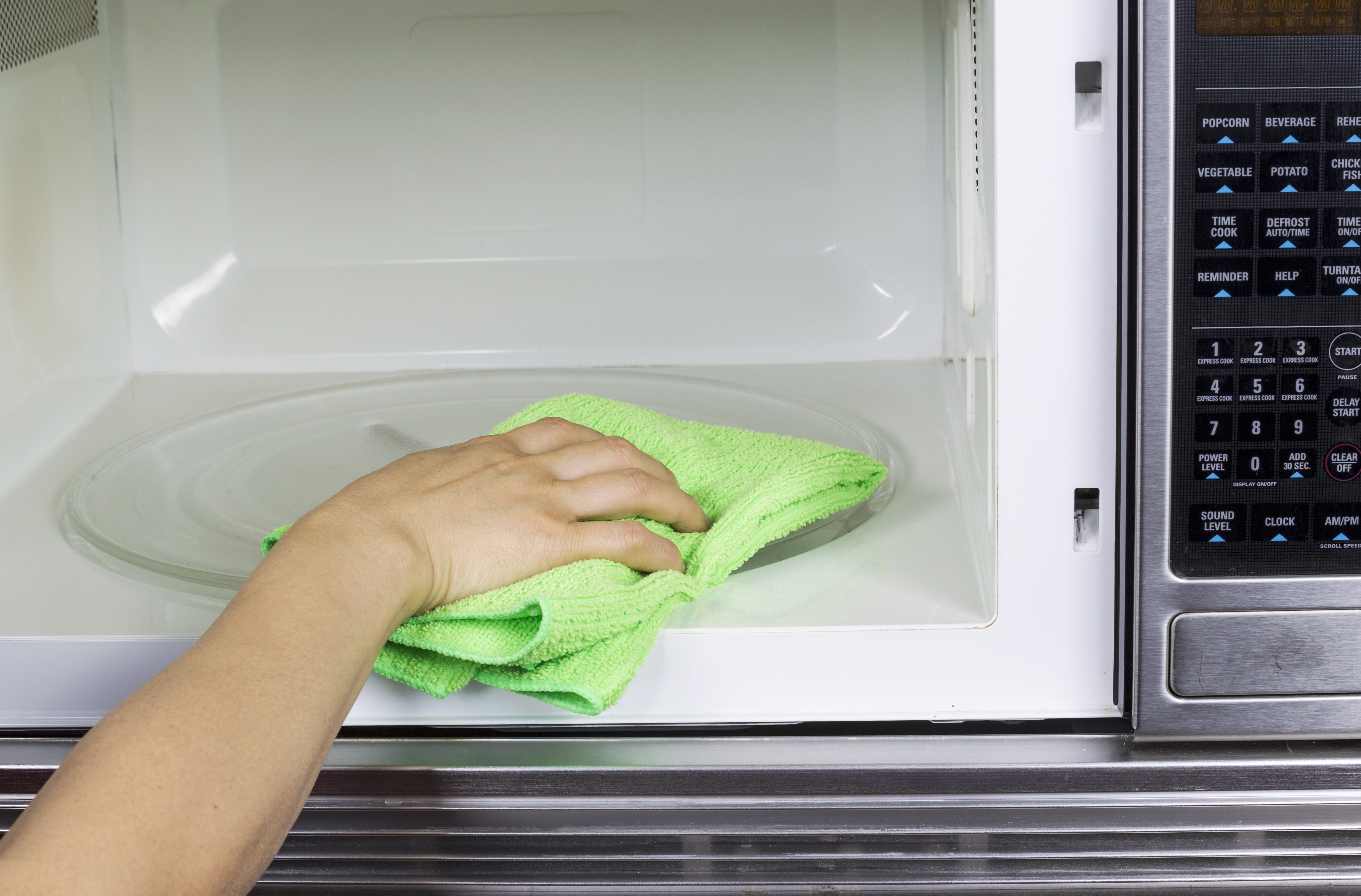 How To Clean A Smelly Microwave With Common Kitchen Products