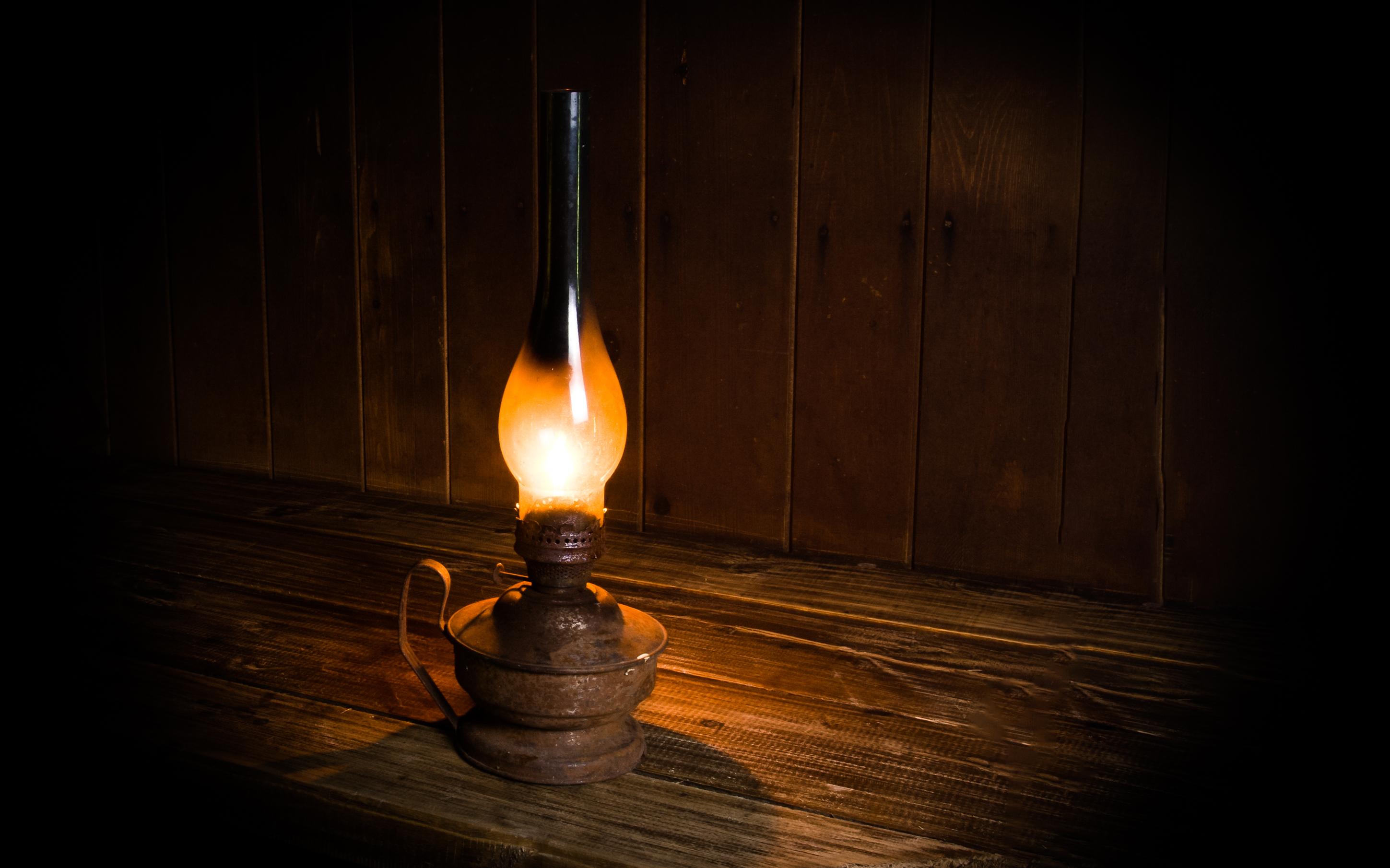 Early Vintage Brass Oil Lamp Look with Emerald Green Glass Shade