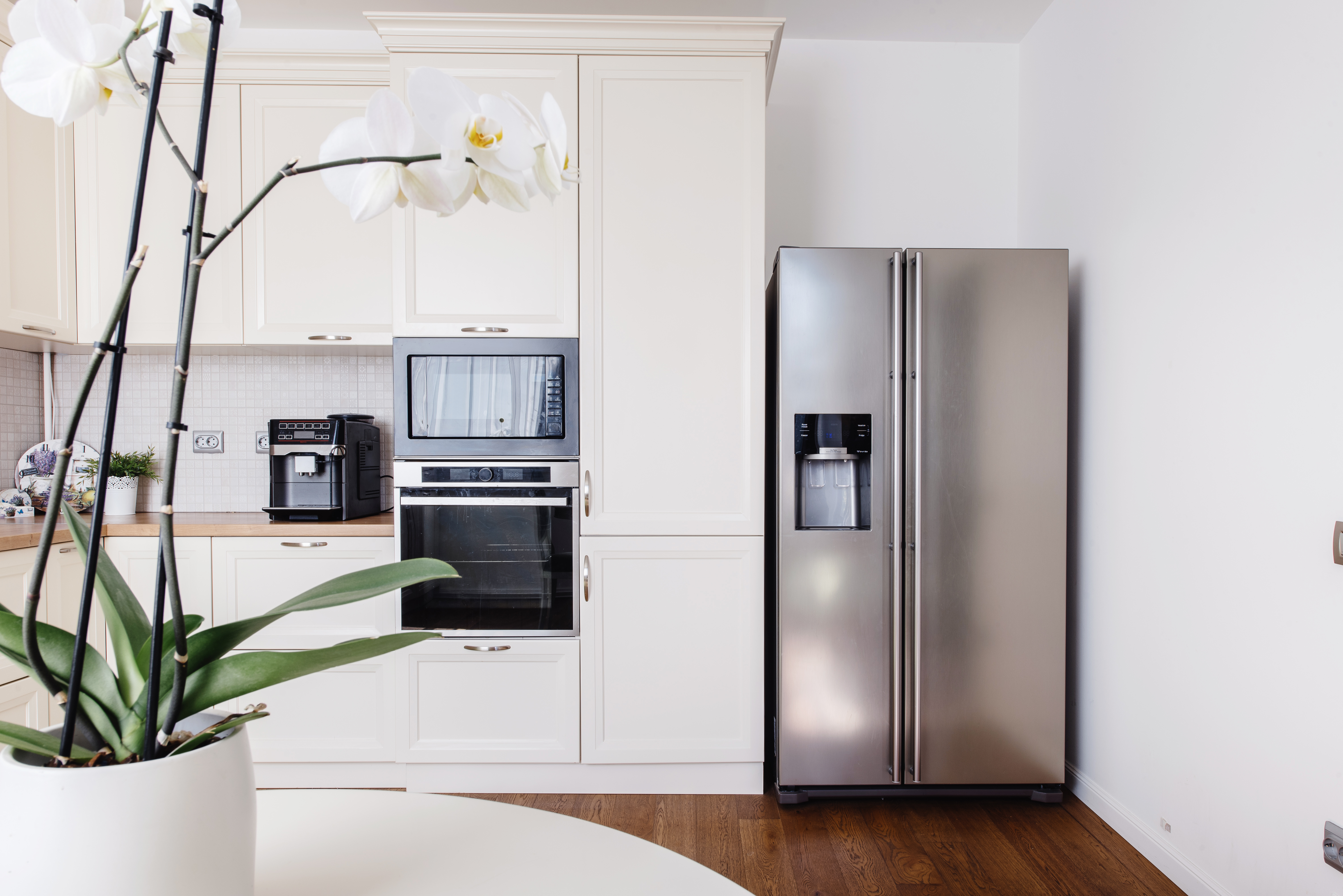 Does My Frigidaire Refrigerator Consist Of A Drip Pan? - Home Fixers