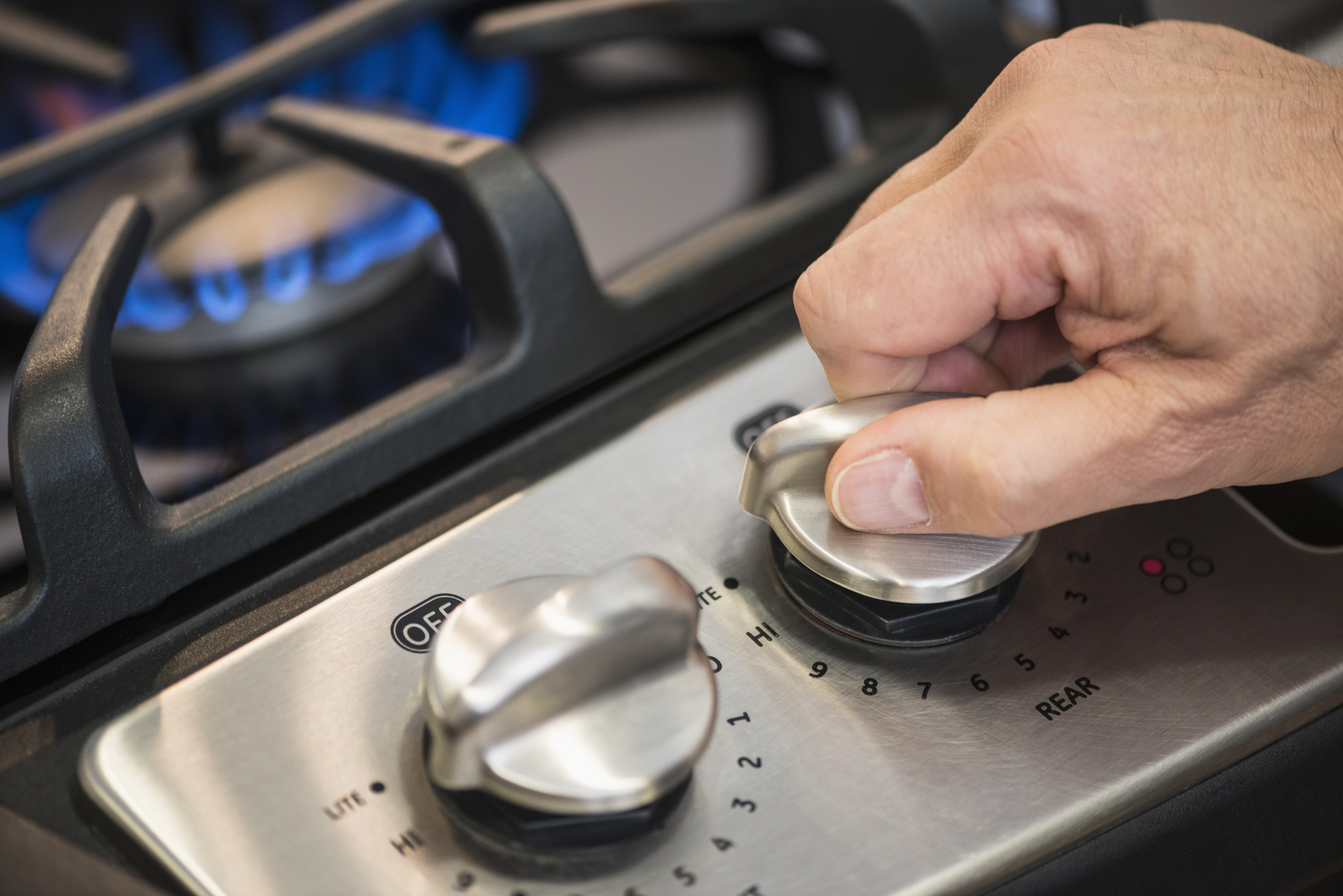 How to Fix an Electric Stove Burner That Isn't Working - D3 Appliance