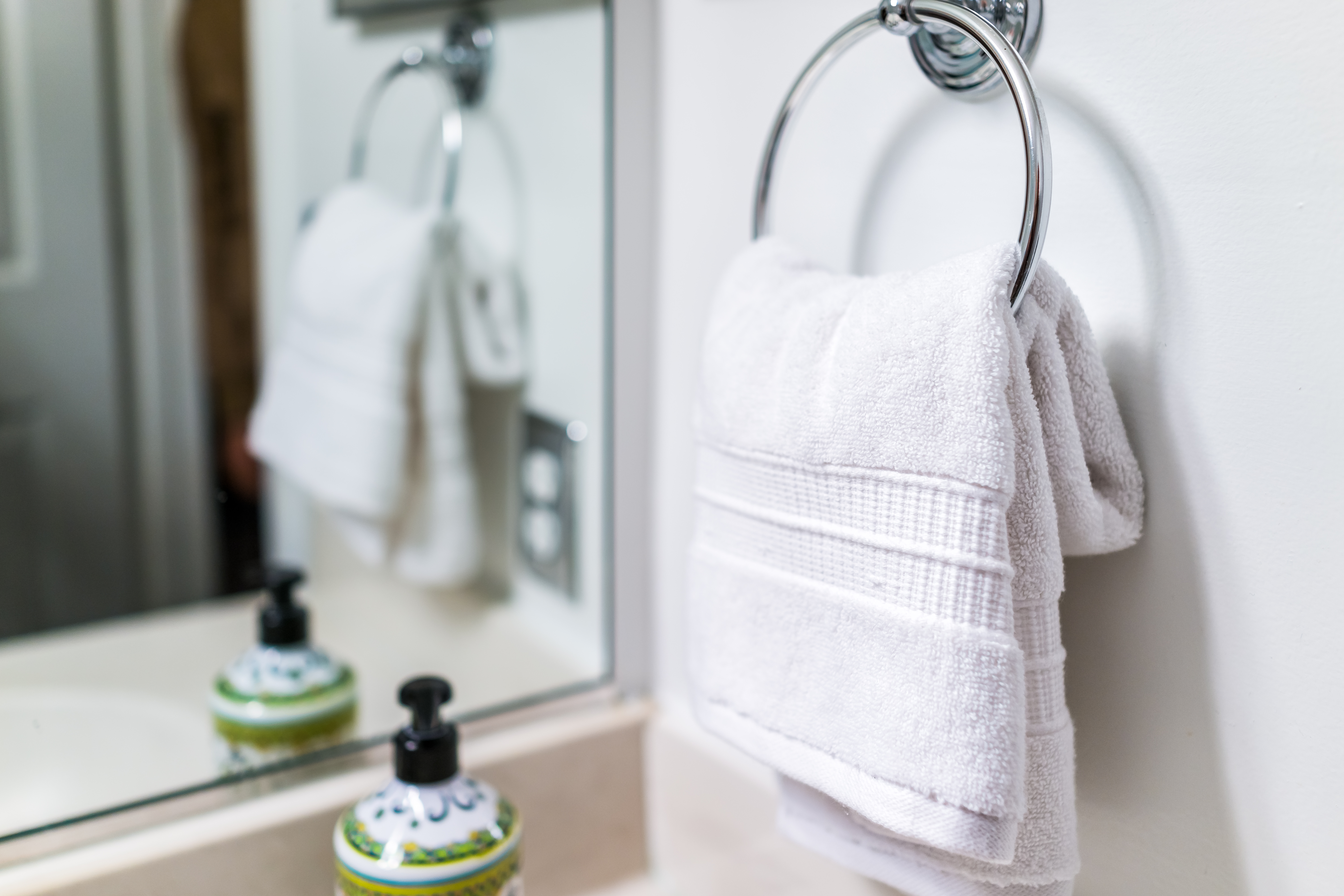 This Hand Towel Hack Will Change Your Life  Hand towels bathroom, Hand  towel hook, Hand towels