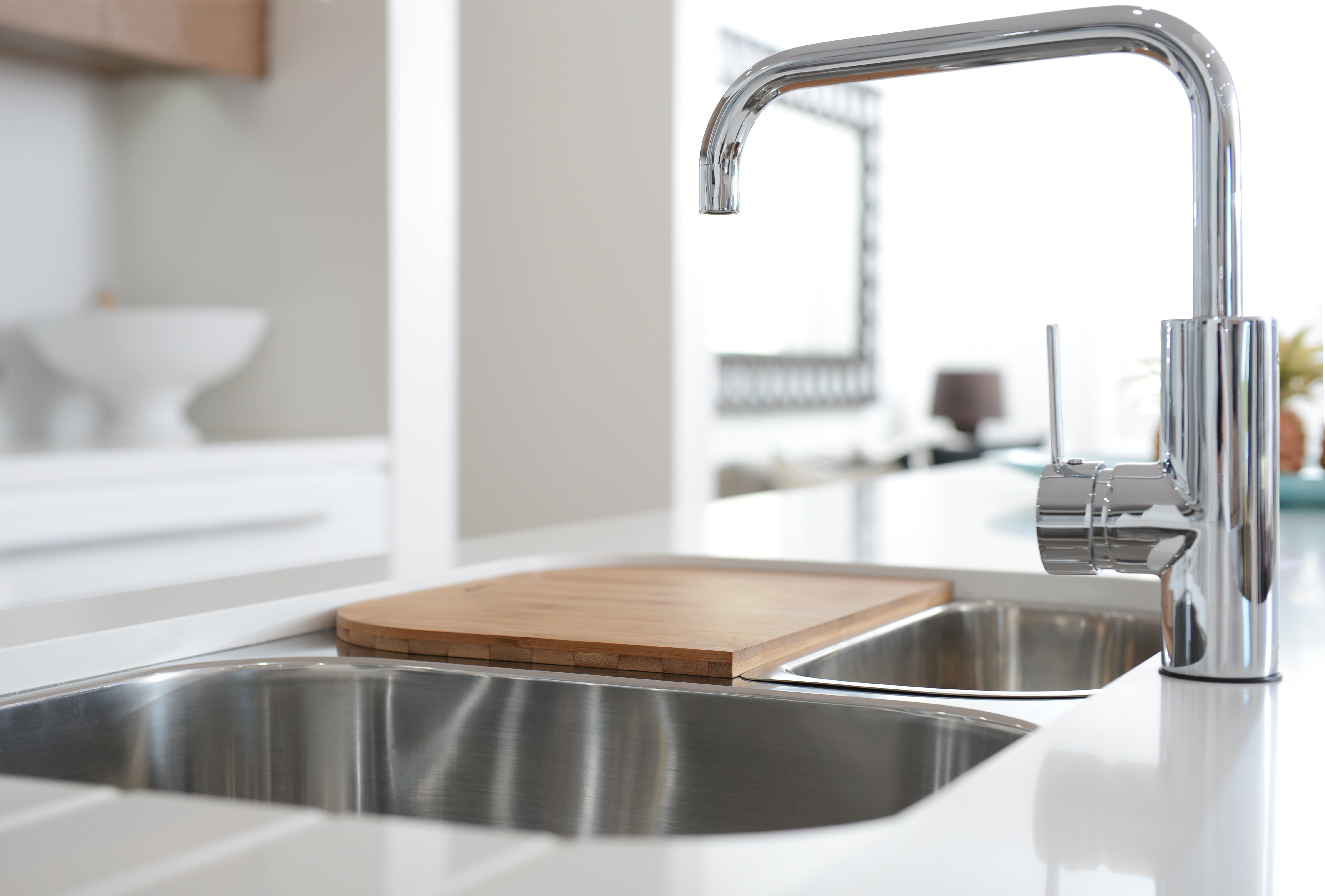 How To Refurbish A Stainless Steel Sink