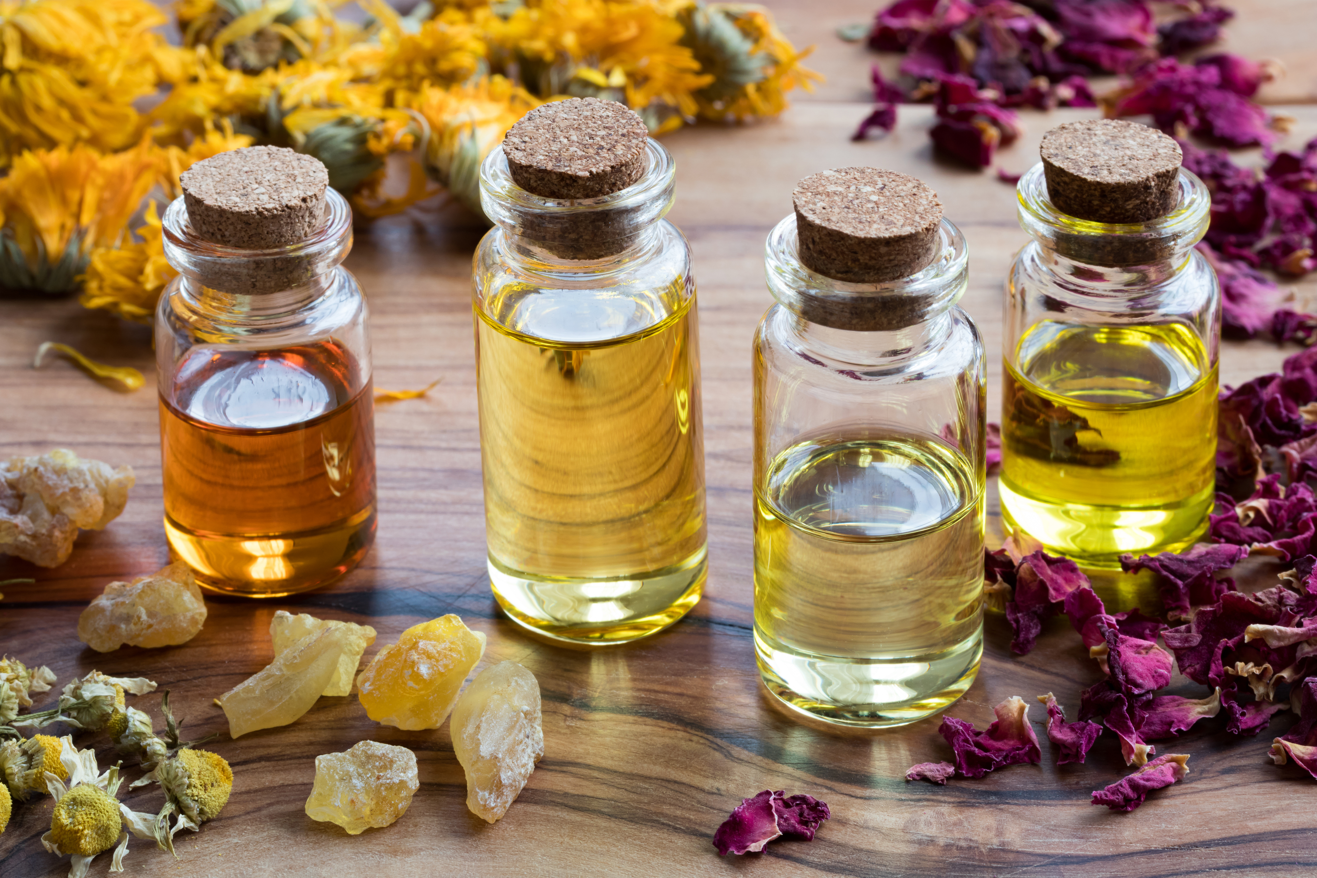 How to Make Fragrance Oil With DPG
