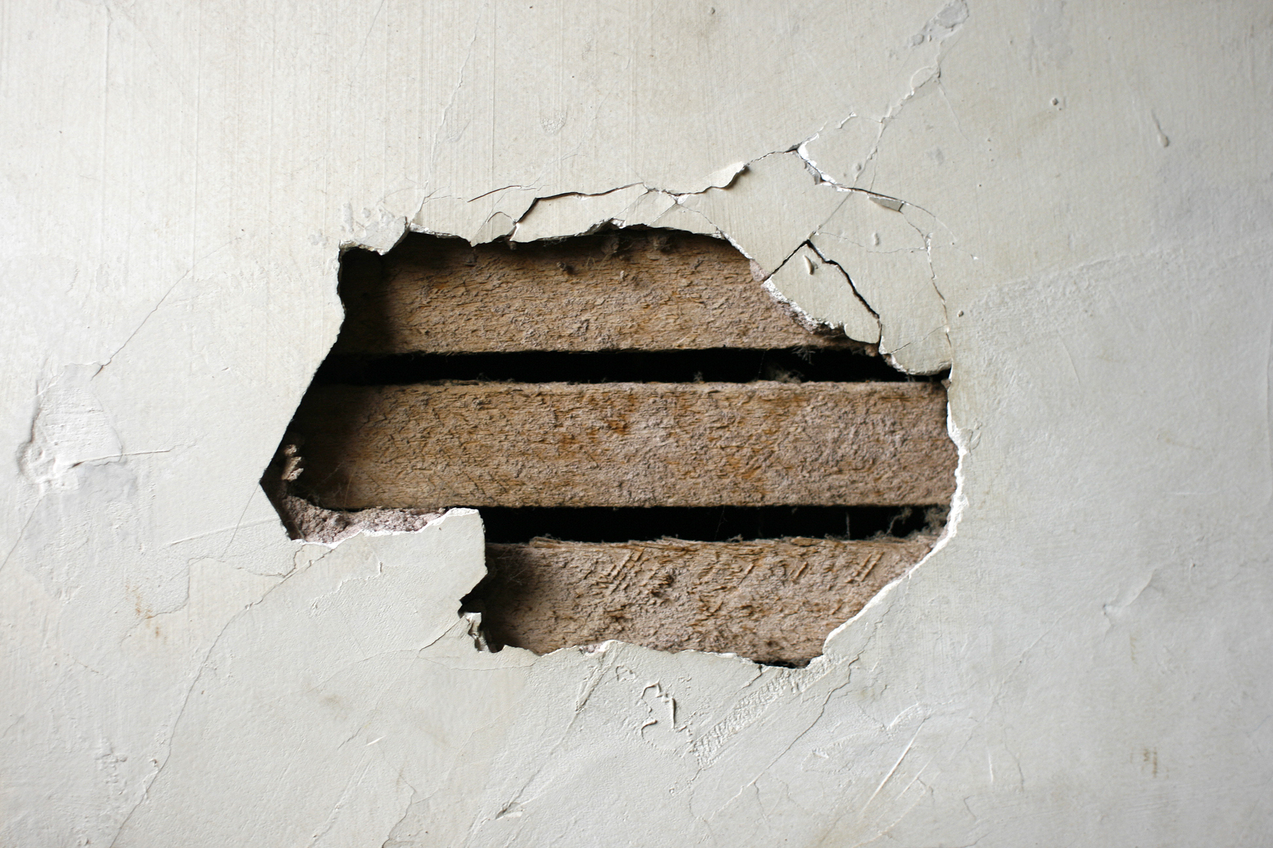 How to Repair Holes in Lath and Plaster Walls (Two Ways) - This Old House