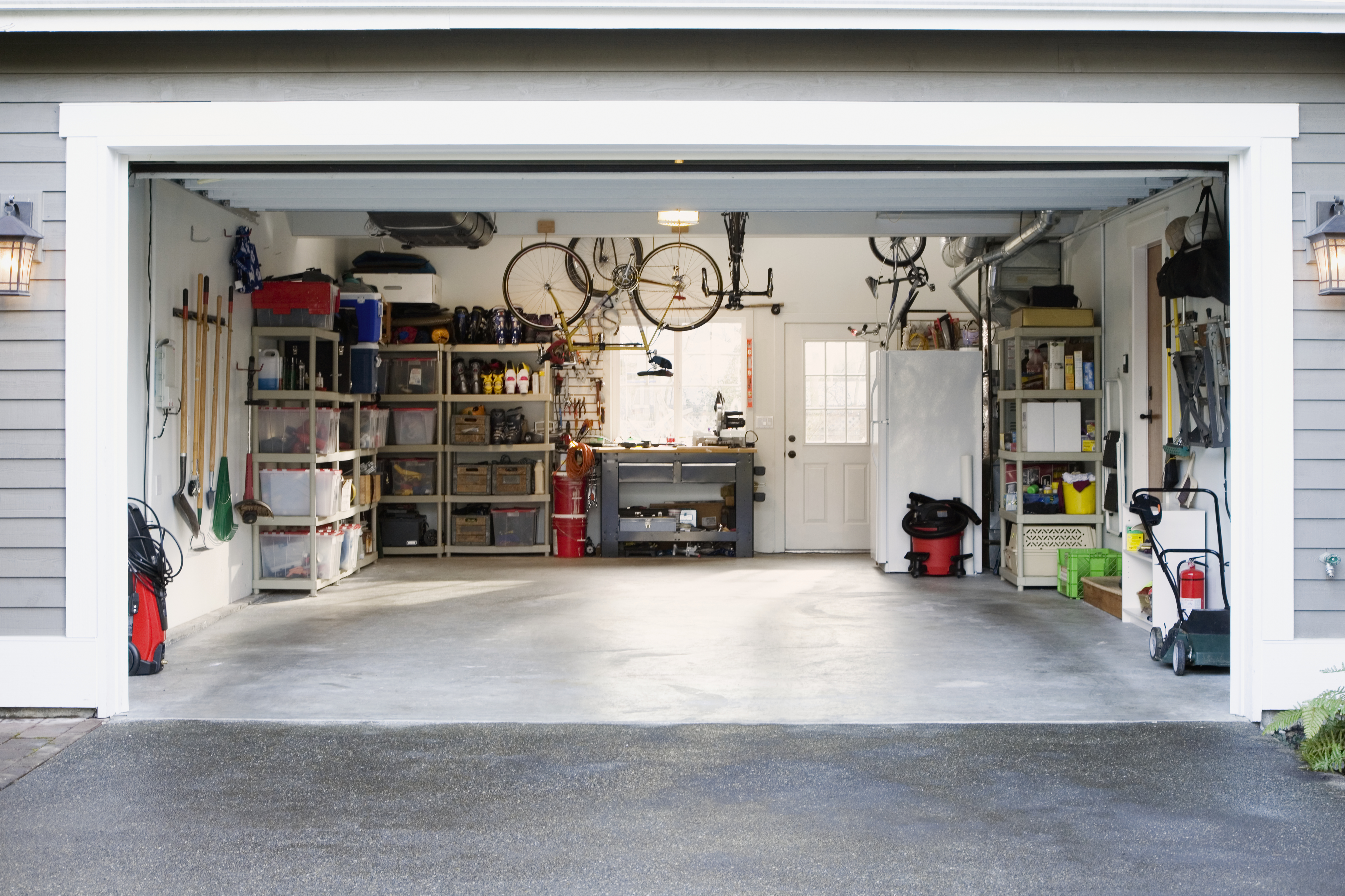 Driving into garage where there is little room for error?