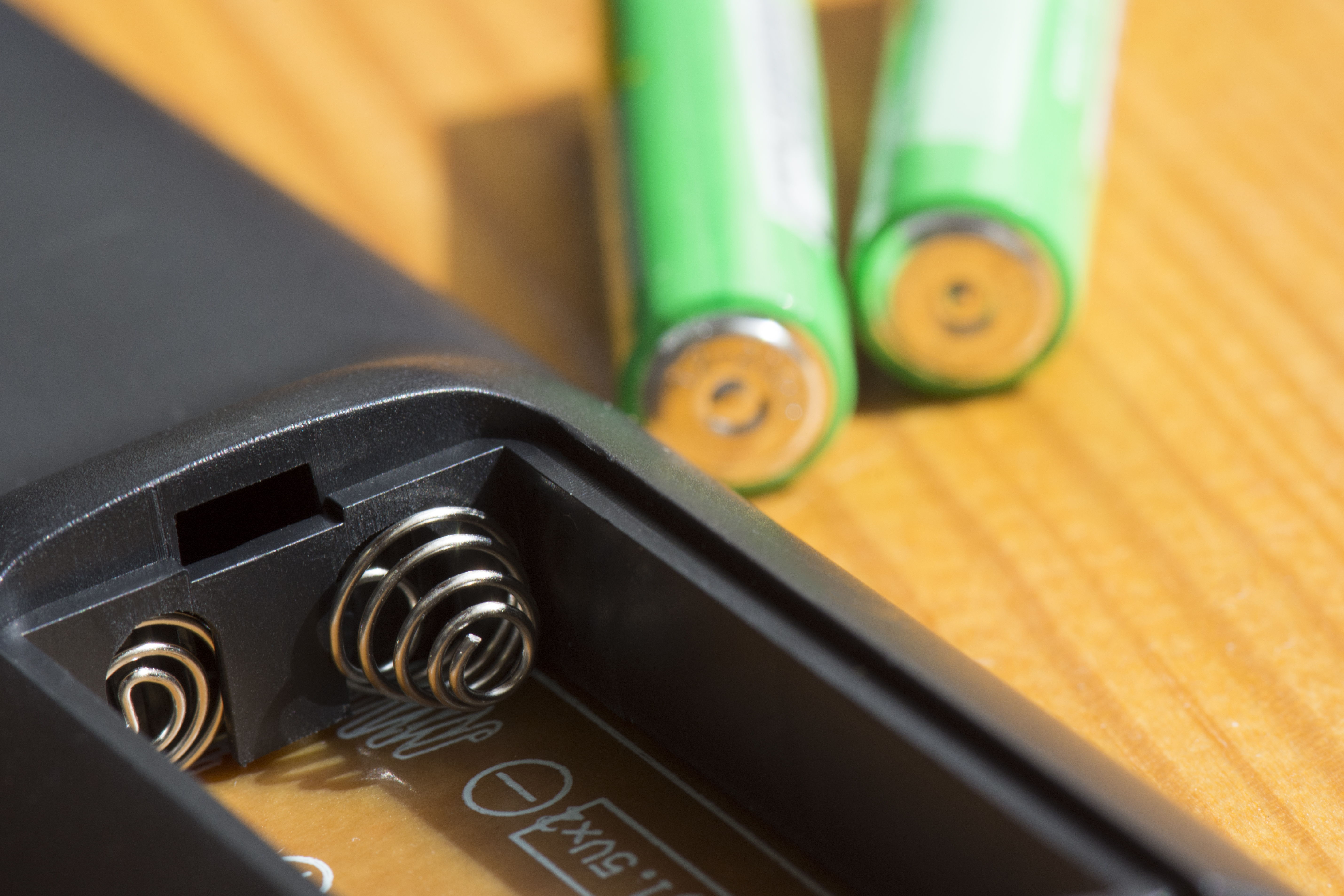 What Is an LR6 Battery?