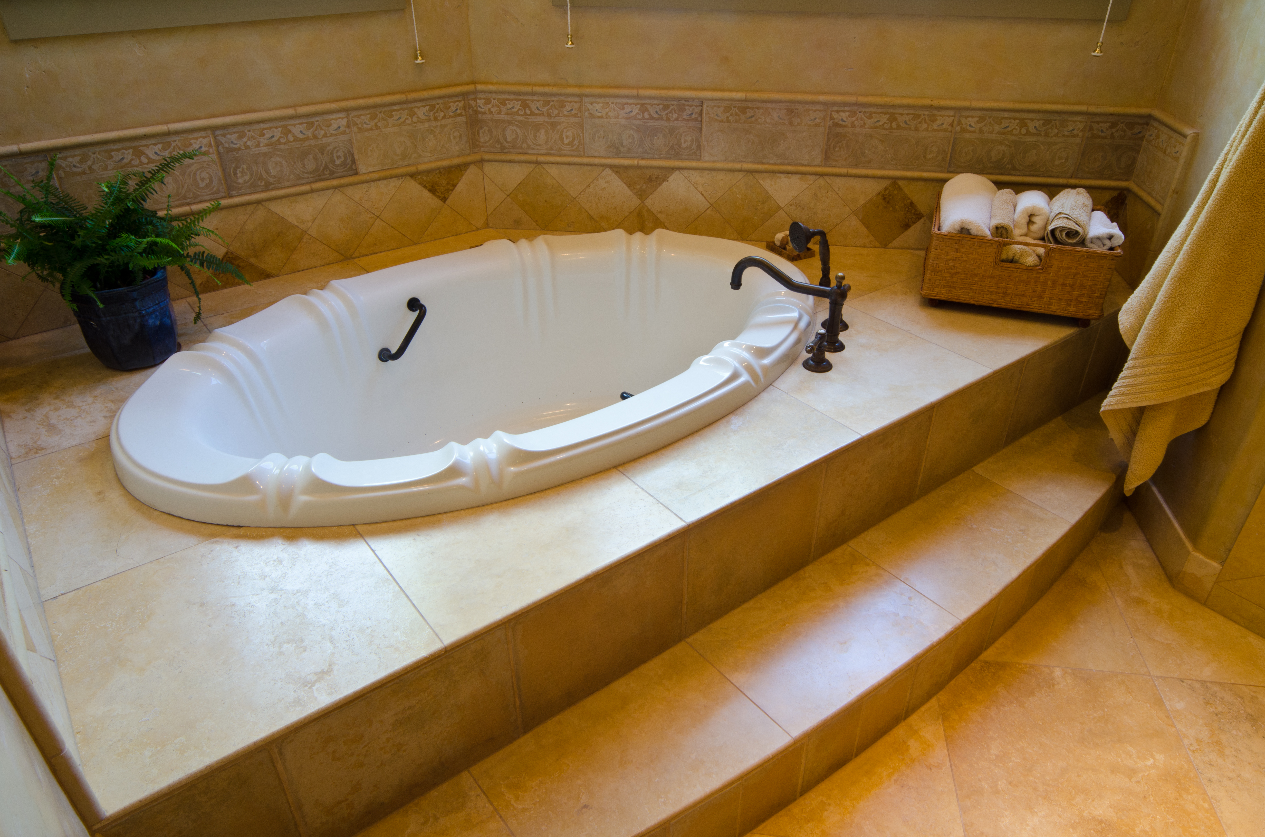 sunken tub with steps