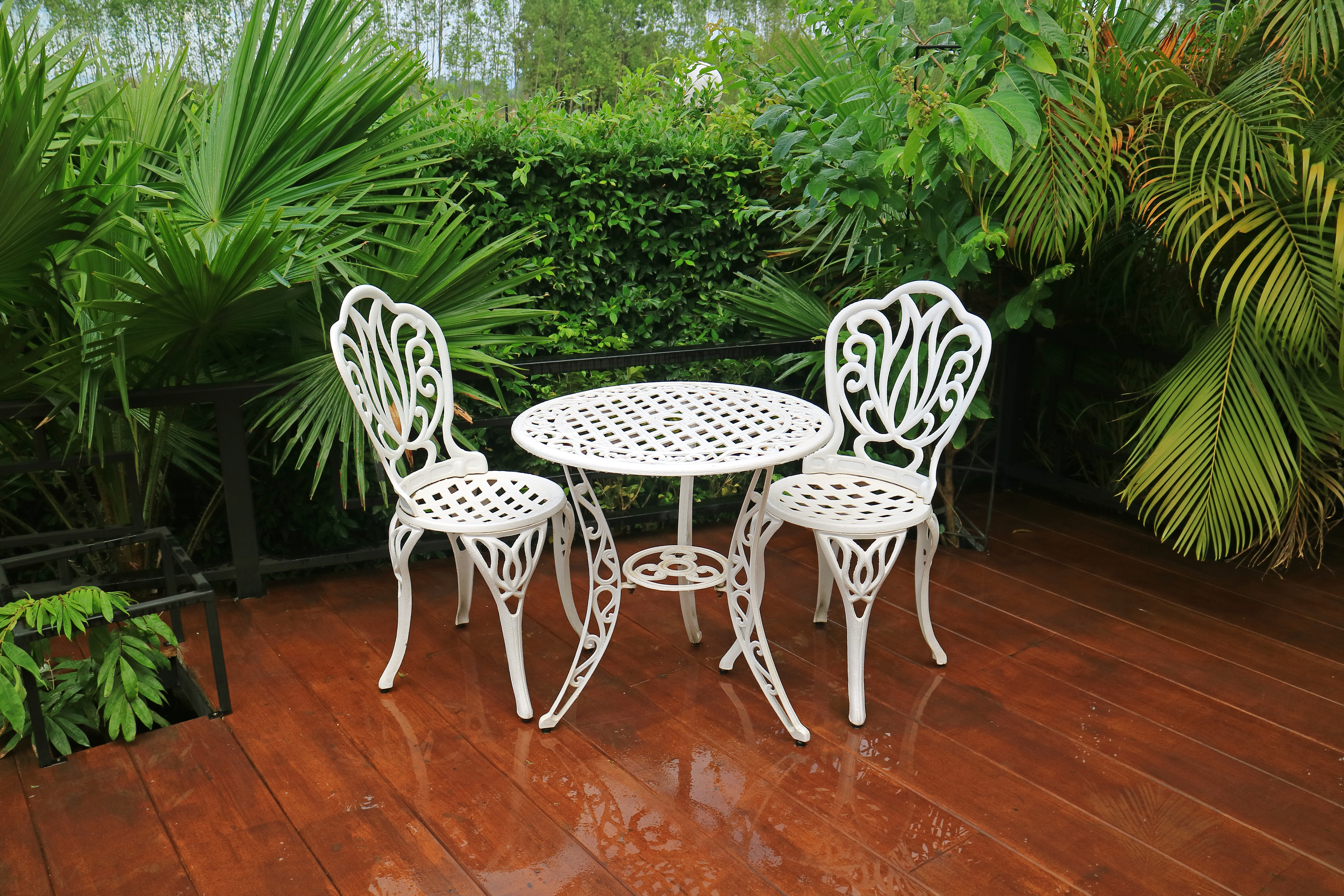 Wrought iron deals patio furniture refinishing