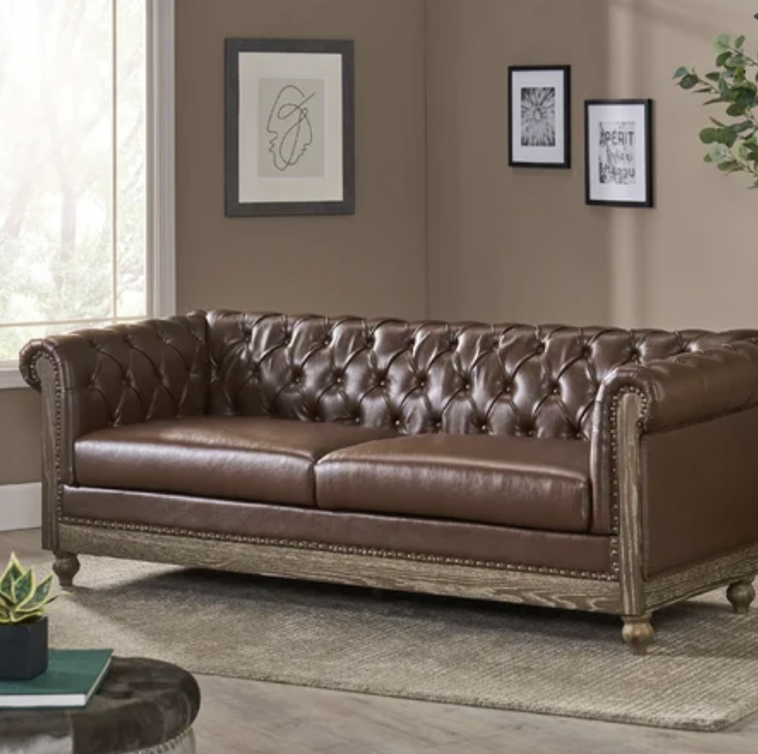5 Reasons To Love Faux Leather Sofas, Leather Sofas