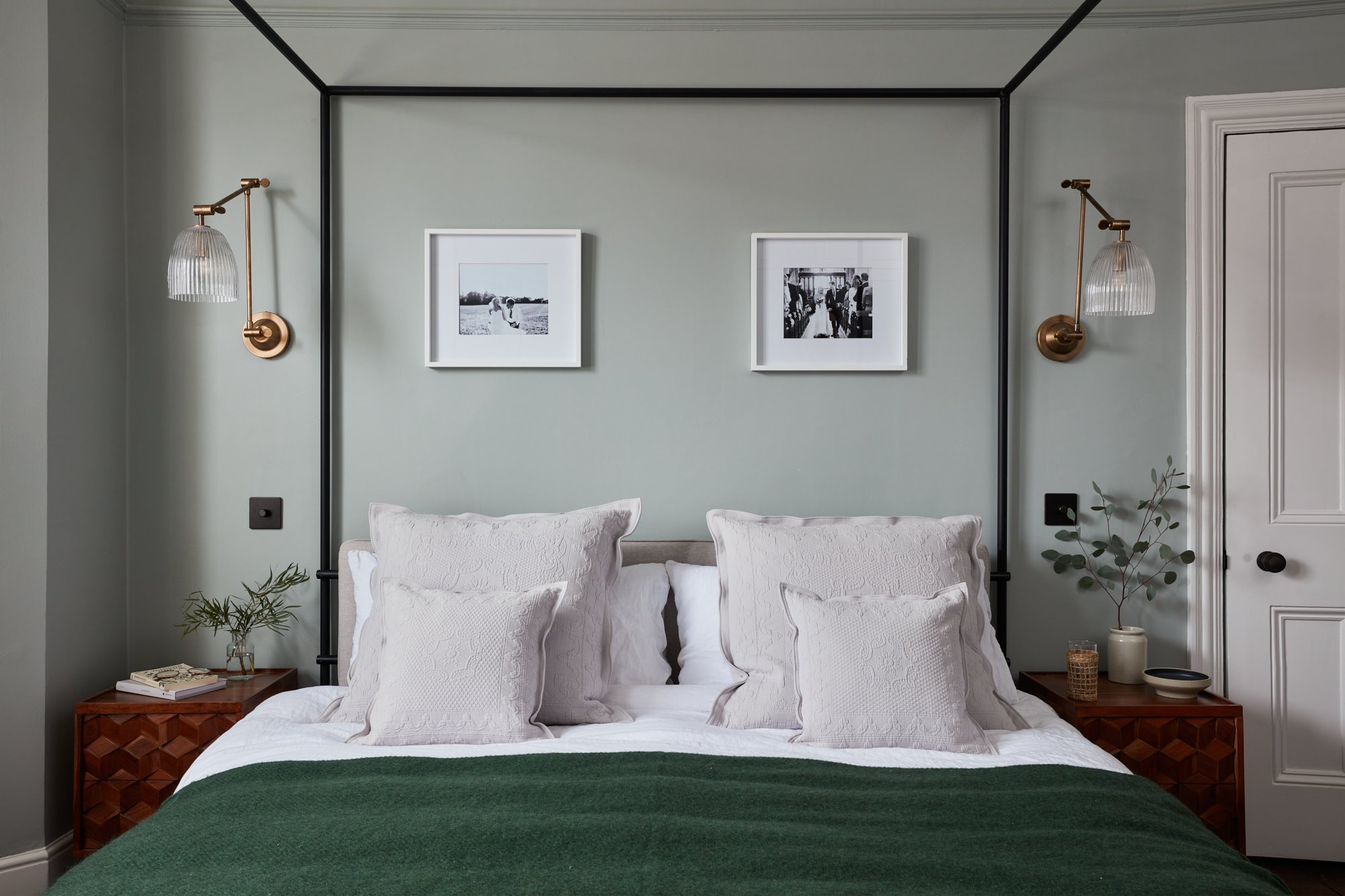 What Color Sheets Go With Sage Green Comforter