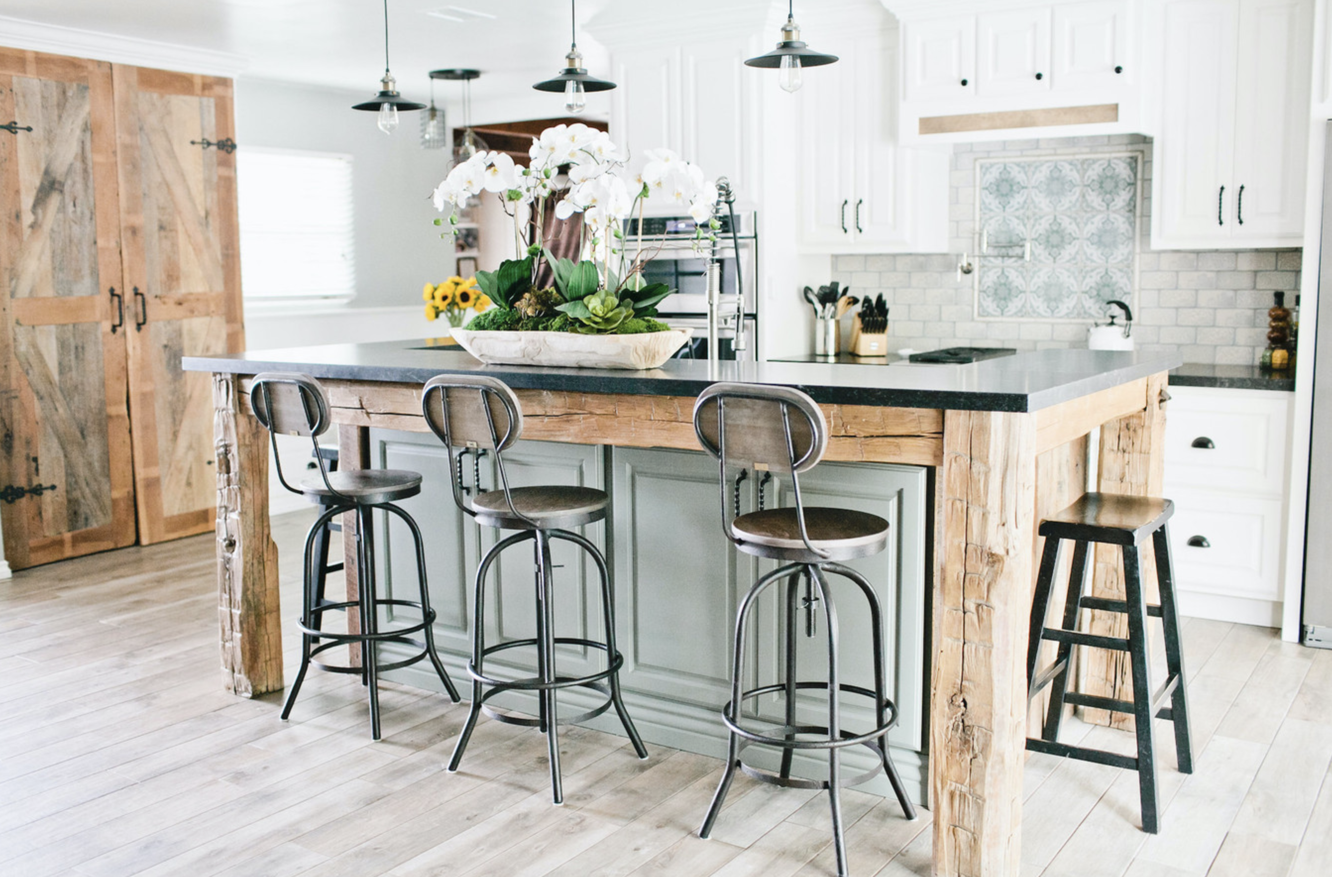 30 Two-Tier Kitchen Island Ideas and Designs You Can't Miss