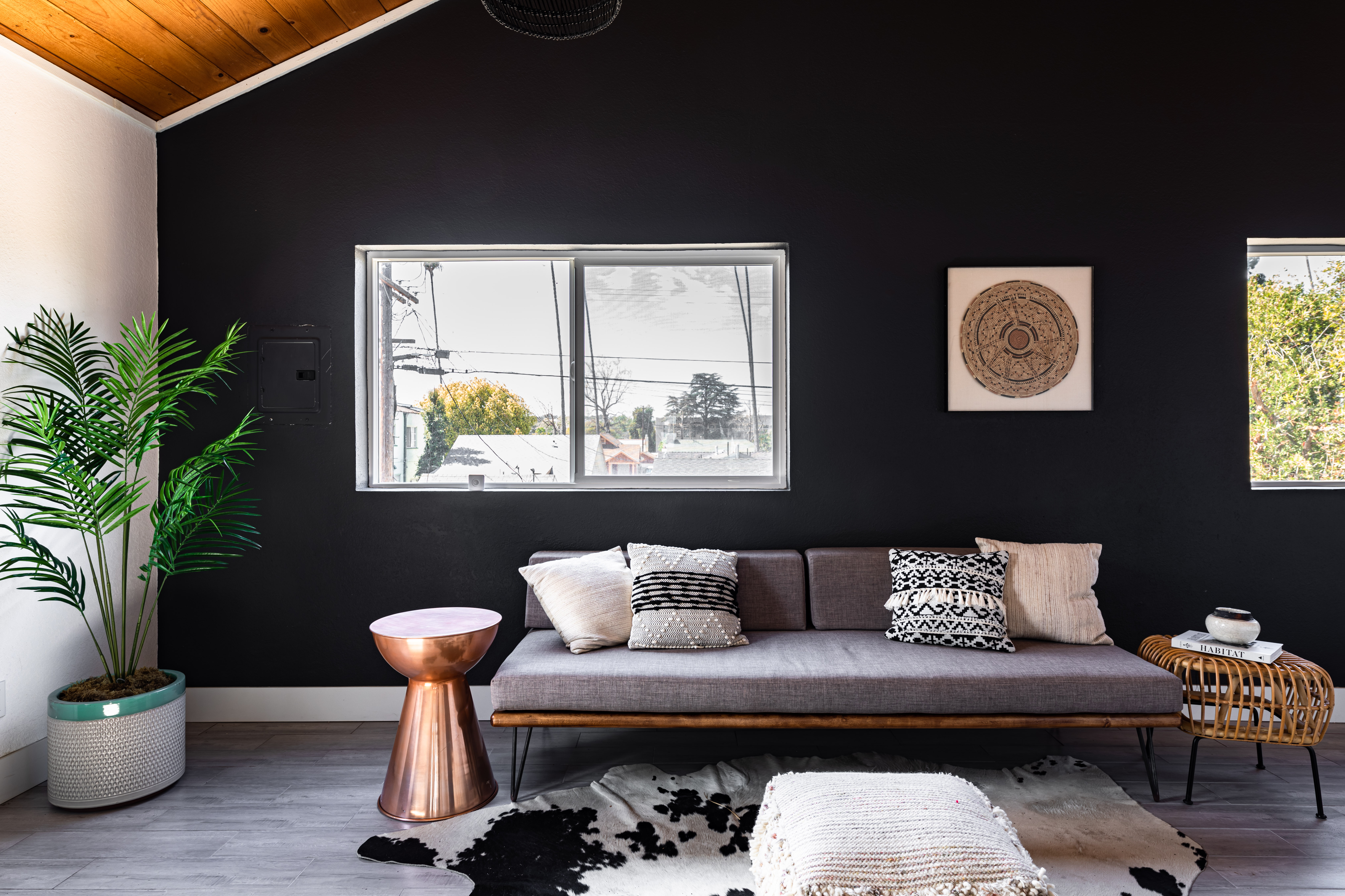 25 Black Living Room Ideas That Are