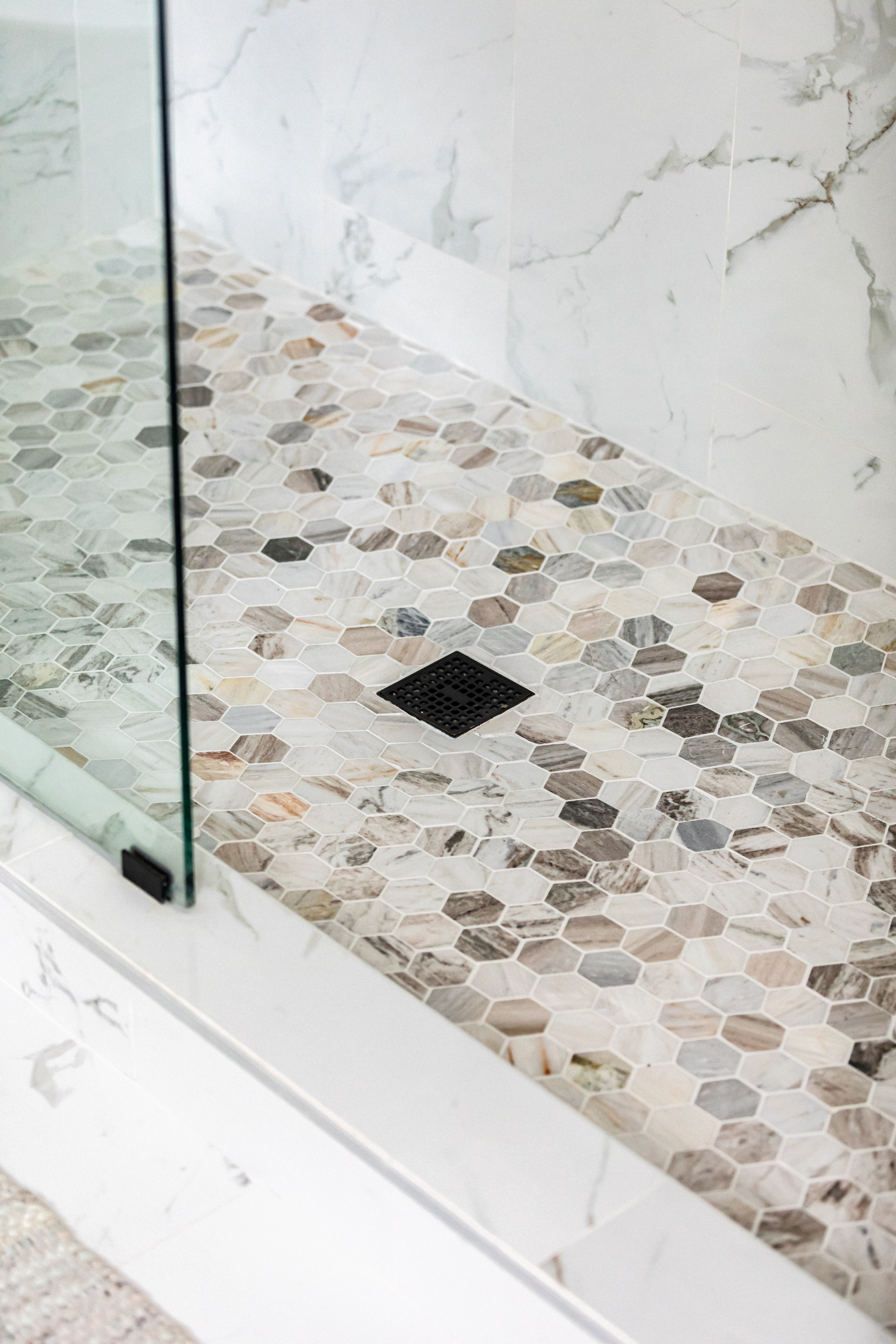 Buying Guide: Acrylic Shower Trays