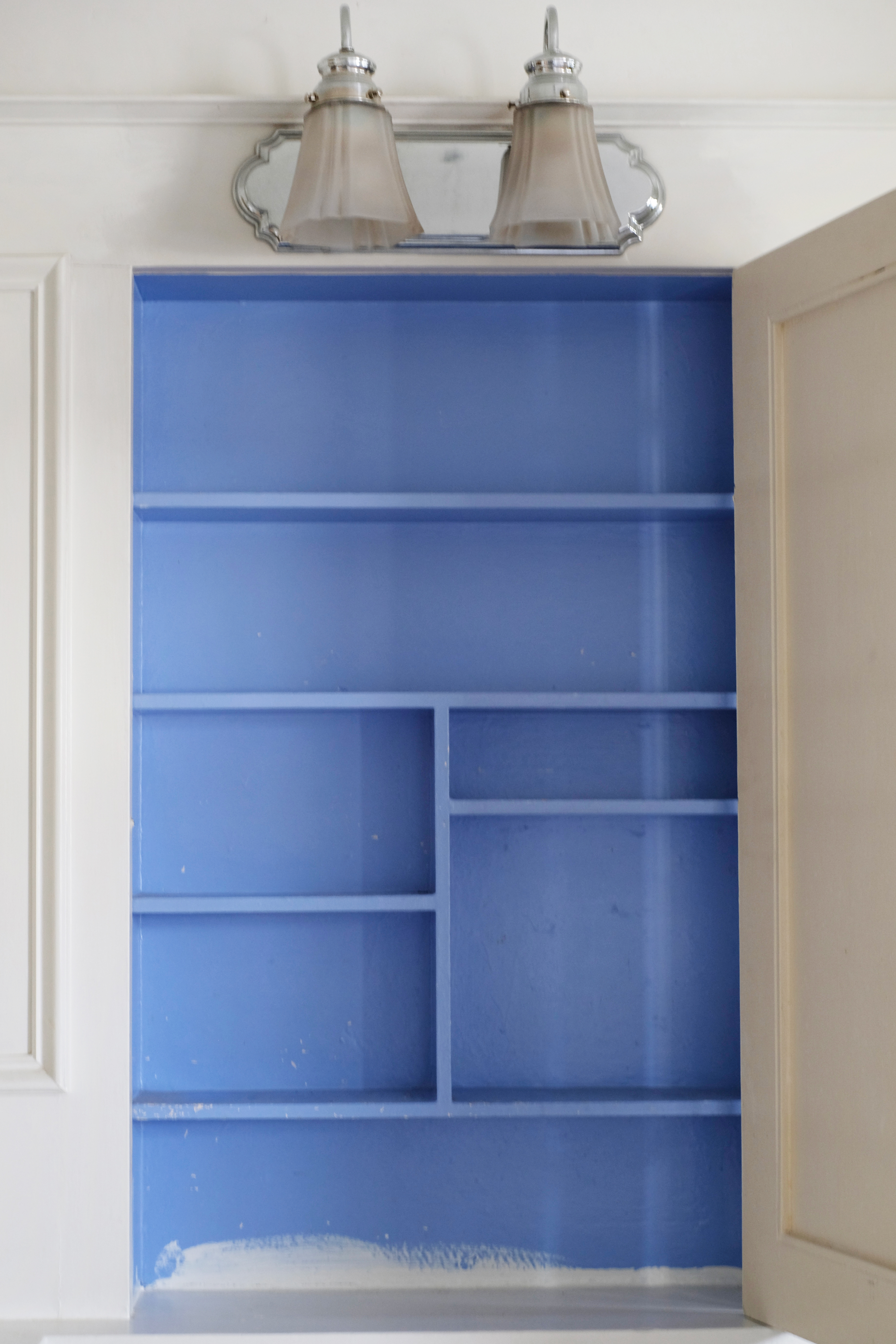 Easy Medicine Cabinet Makeover - Lovely Lucky Life