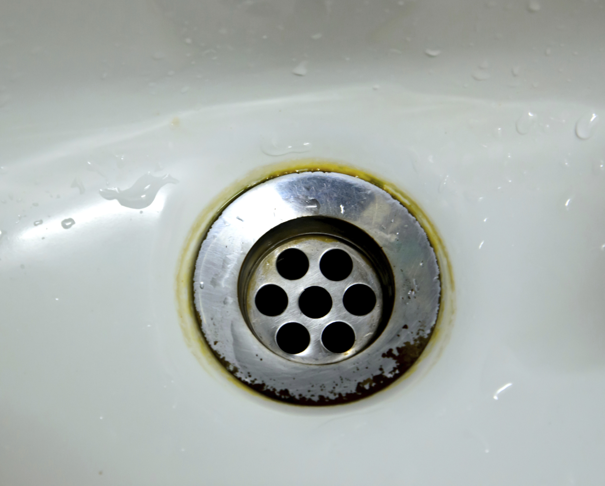 How to Clean Your Sink Drains Properly - Cummings Plumbing