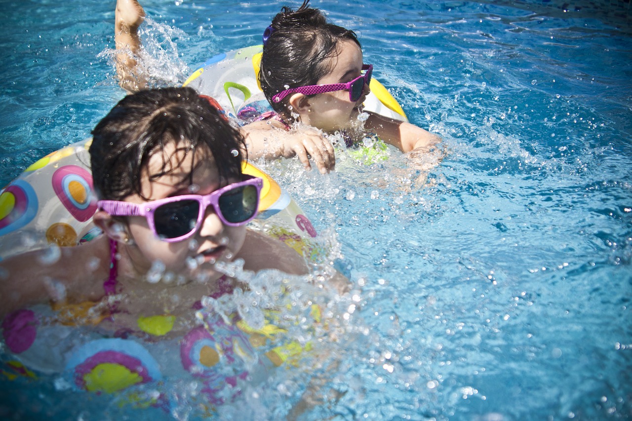 Jojoin Inflatable Paddling Pool,125 X 30 CM Paddling Pool and Patterns  Swimming Pool, Kiddie Water Pool for Kids Indoor Outdoor (Multi)