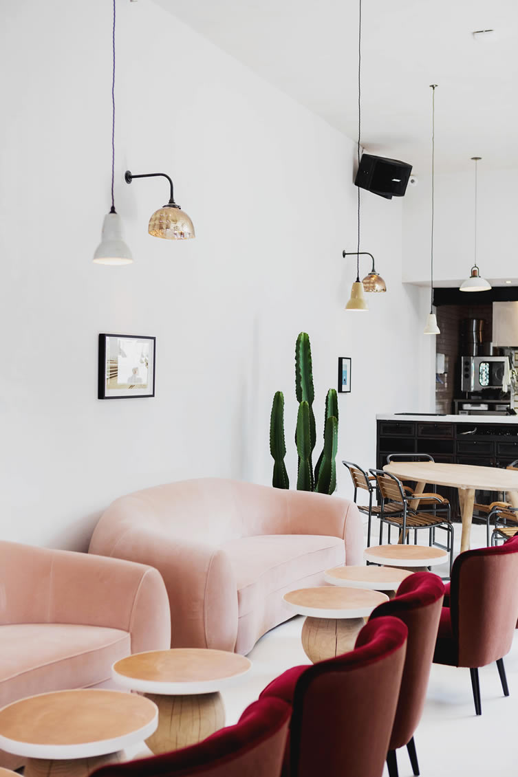 You're Going to Love These 11 Pink and Red Interiors