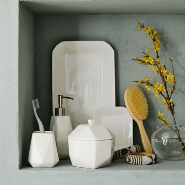 Faceted Porcelain Bath Accessories