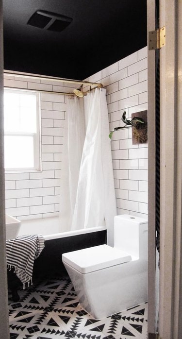 Shower Ceiling Ideas and Inspiration for Your Bathroom | Hunker