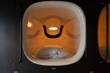 Capsule