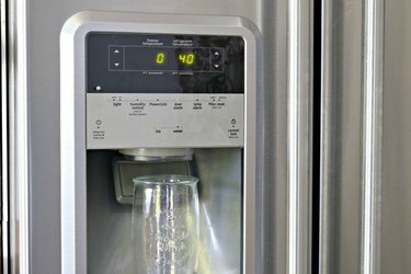 Ice maker on refrigerator
