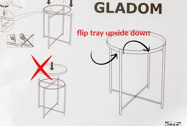 Position of tray
