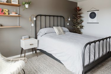 Bed with white and grey colors