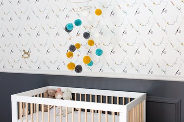 Gender-neutral nursery decorating