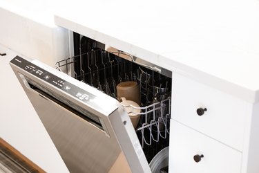 How to install a dishwasher safely