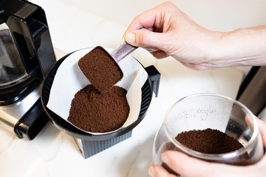 Coffee grinds and coffee machine