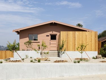 pink craftsman bungalow in echo park