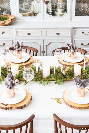 farmhouse Christmas decorating idea for dinner with rustic accents in dining room