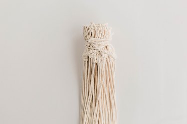 Roll the macrame up.