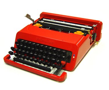 Sottsass-designed Olivetti Valentine typewriter, 1969.