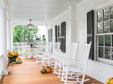 30 Amazing Farmhouse Porch Ideas Worth Paying Attention To Hunker