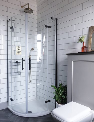 20 Small Shower Ideas That Still Make a Big Impact