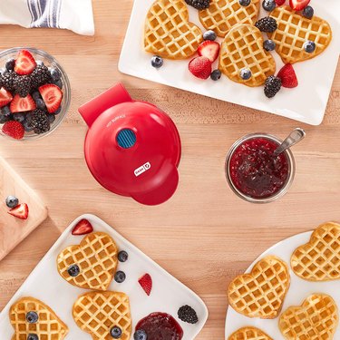 dash mini heart waffle maker