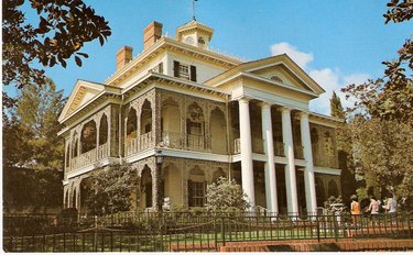 1978 Haunted Mansion postcard