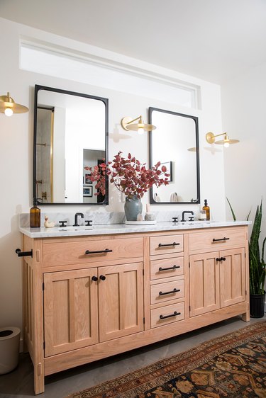 10 Bathroom Wall Lighting Ideas That Are Ready for a Close-Up | Hunker