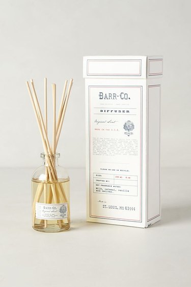 Diffuser reeds in small clear glass jar