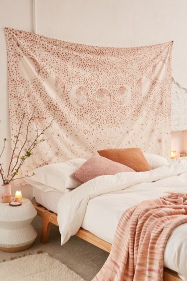 boho wall decor idea with wall tapestry