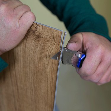 Cutting groove of vinyl plank.