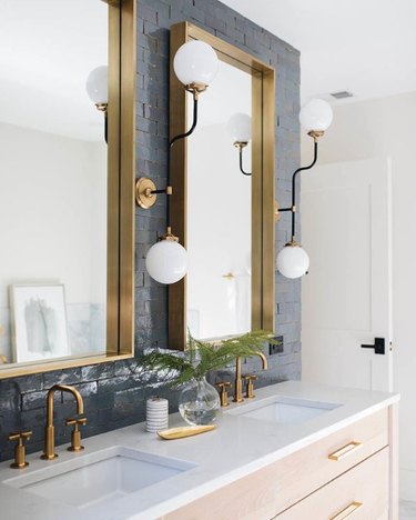 bathroom lighting idea
