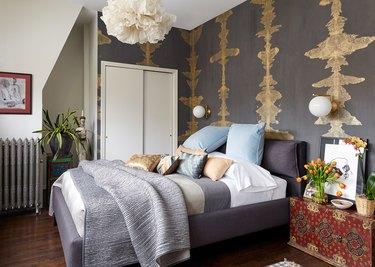 Small Bedroom Lighting Ideas and Tips From Professional Designers | Hunker