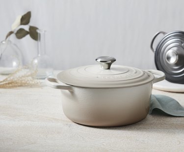 Le Creuset Round Dutch Oven